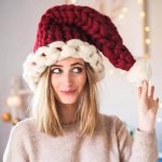 Knitted-Santa-Hat-01